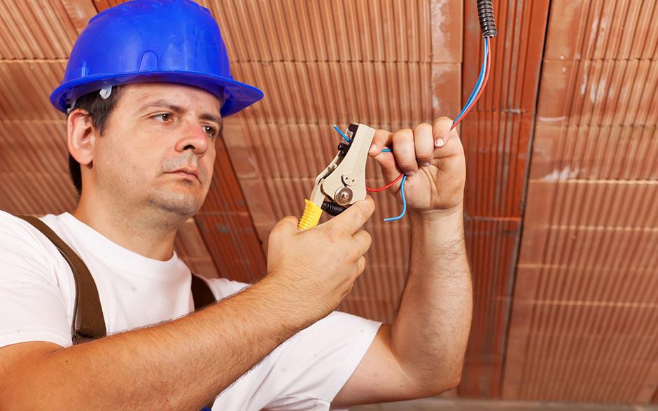 taux horaire électricien Saint-Nom-la-Bretèche